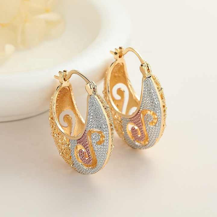 HOOP Earring