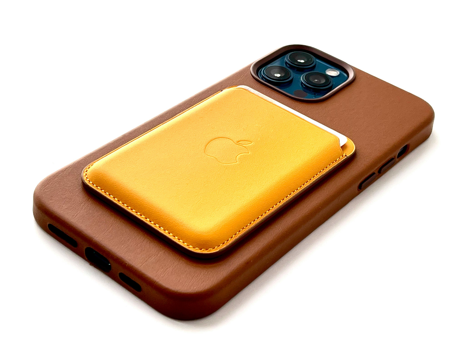 iPhone Leather Wallet with MagSafe